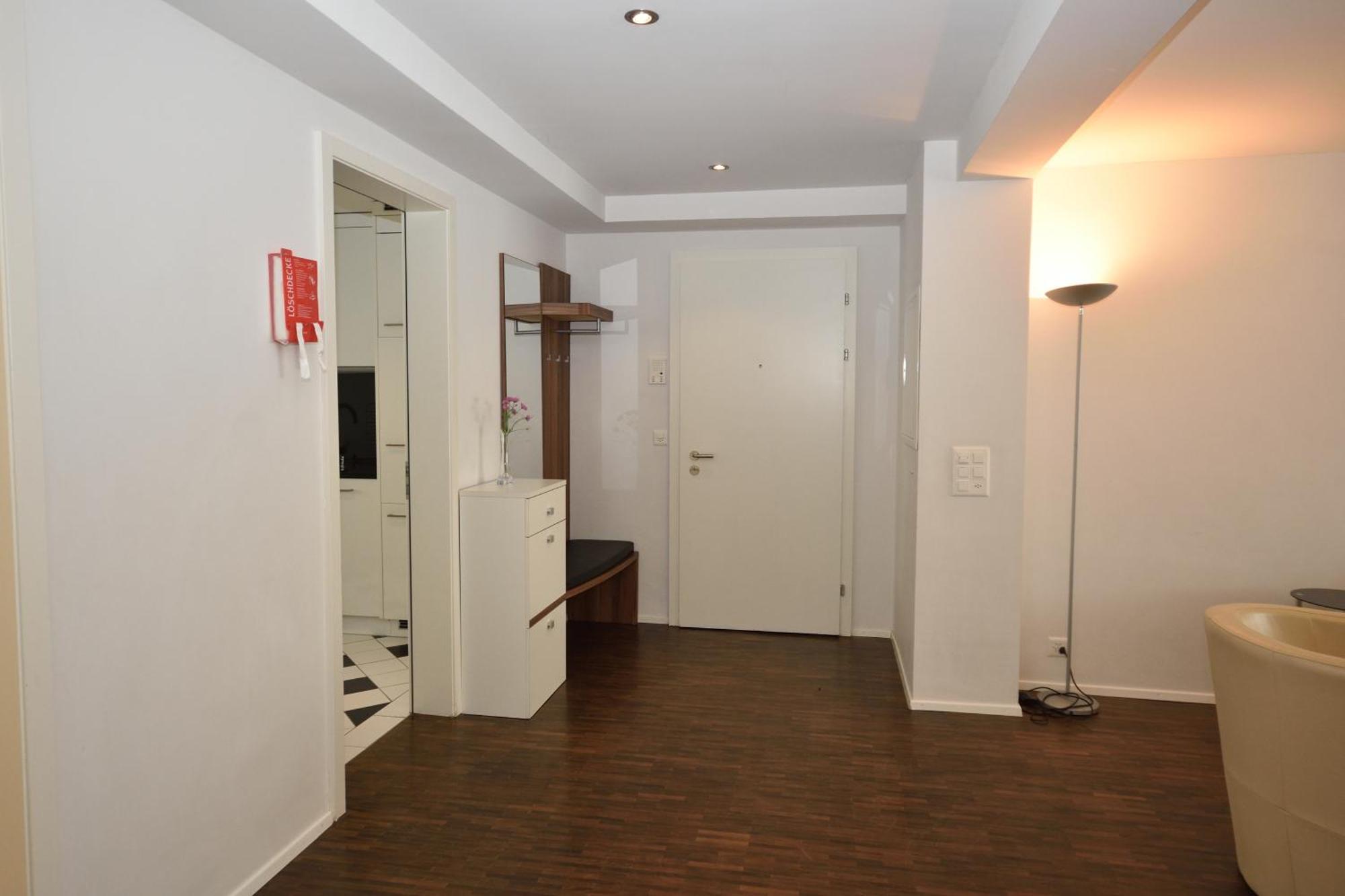 Stylish 2Br Near Lake - Flower 3 Цюрих Экстерьер фото