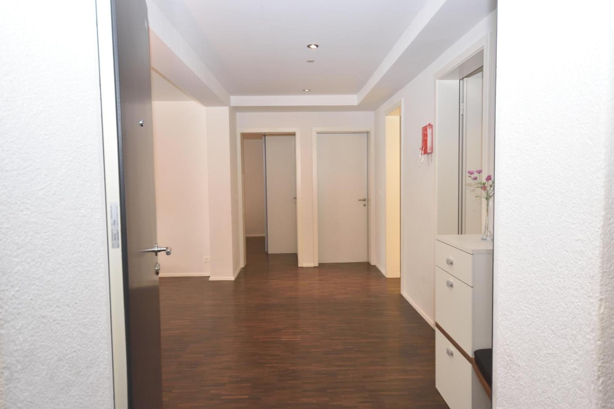 Stylish 2Br Near Lake - Flower 3 Цюрих Экстерьер фото